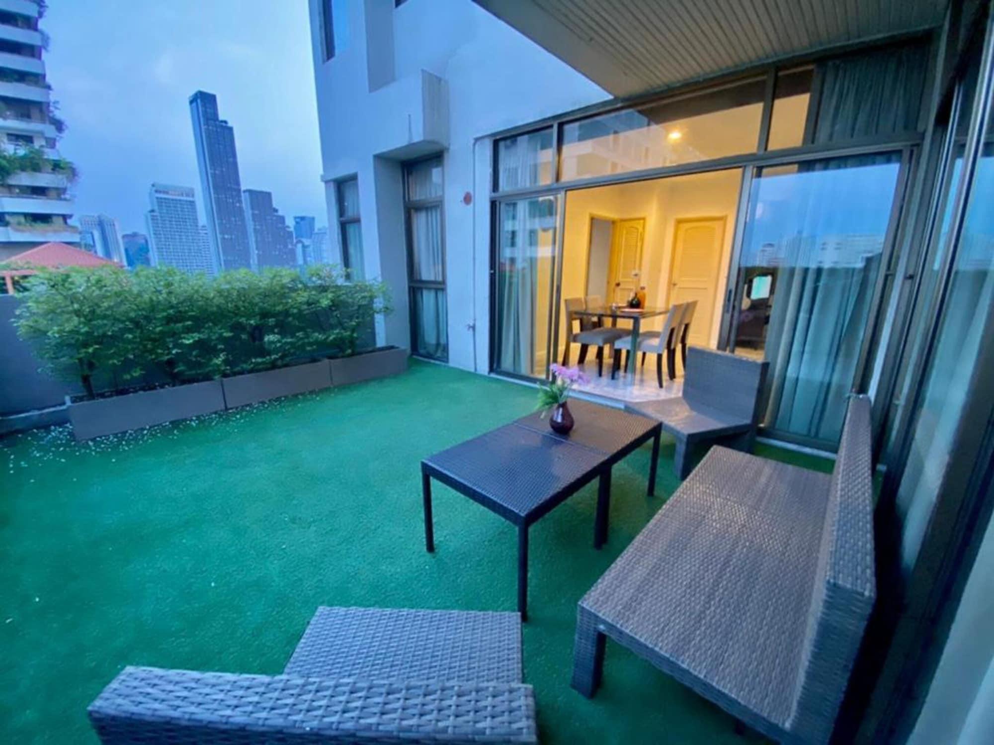 Asoke Residence Sukhumvit By Uhg Bangkok Exterior foto